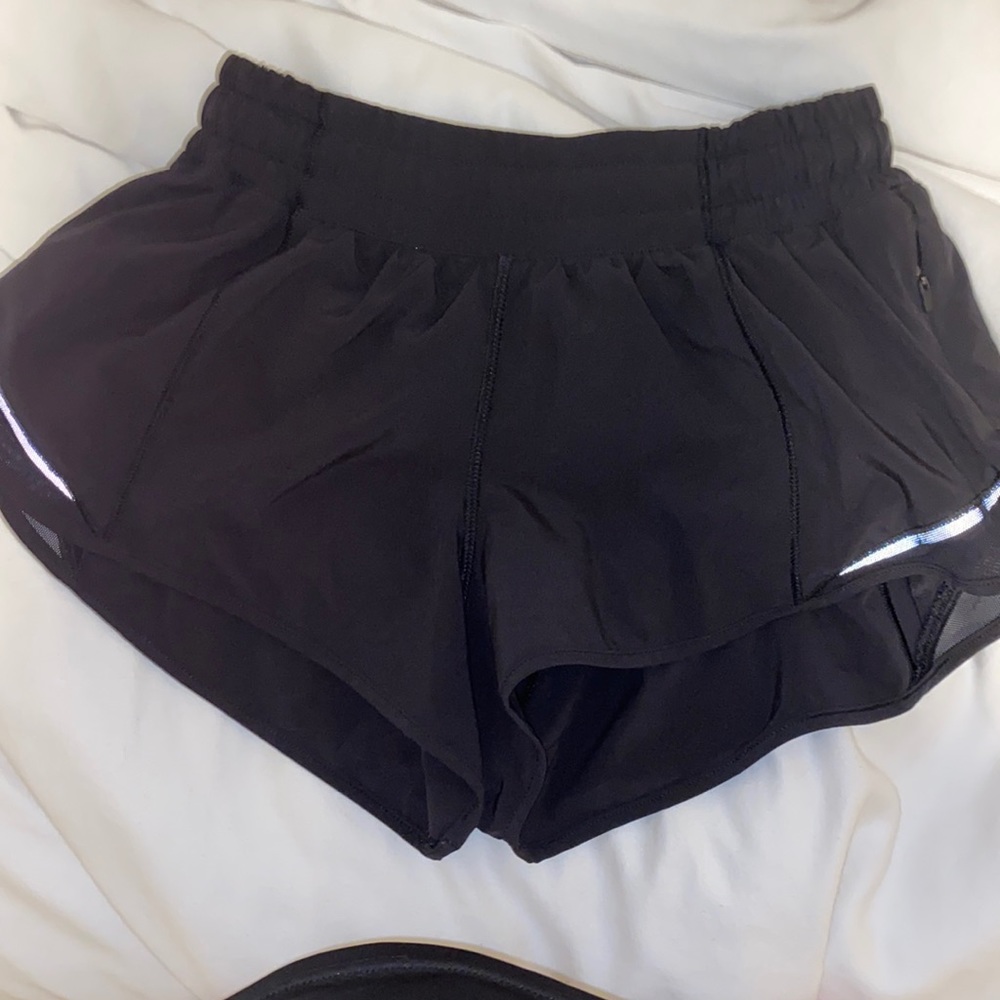 lululemon shorts (reg)